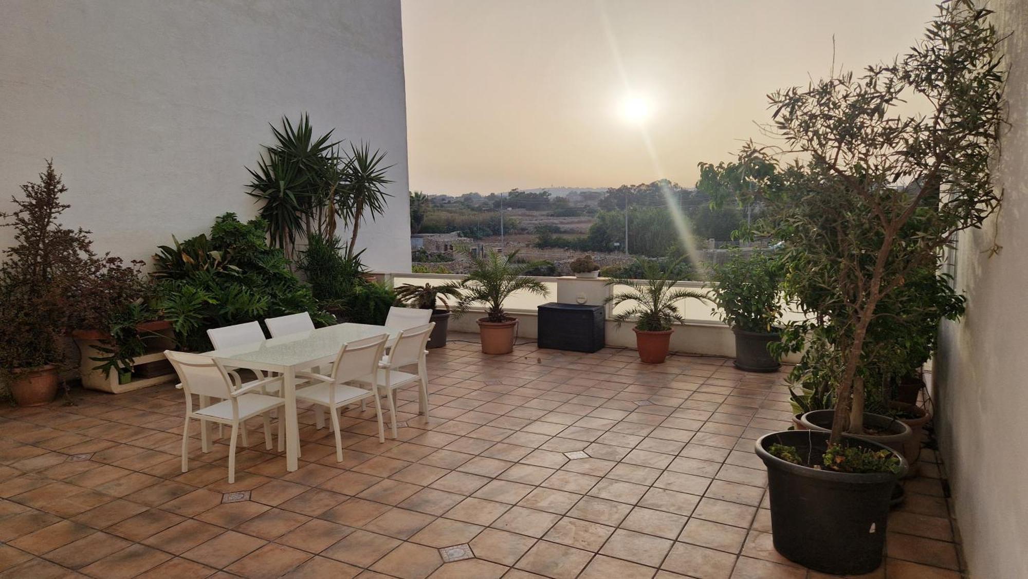 Carousel Apartments Qrendi Buitenkant foto