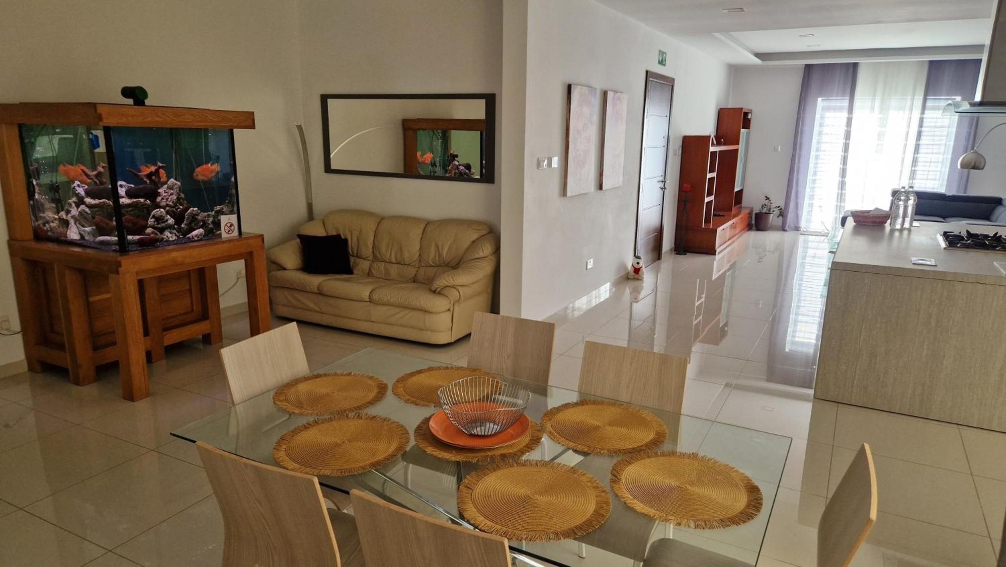 Carousel Apartments Qrendi Buitenkant foto